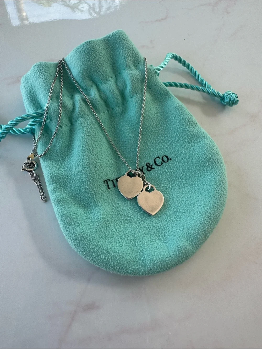 Tiffany & Co. mini hearts necklace - Picture 2 of 3